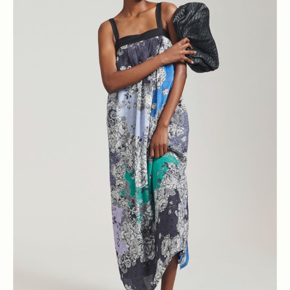 Atsu Printed Maxi Dress - Picture 2 of 12